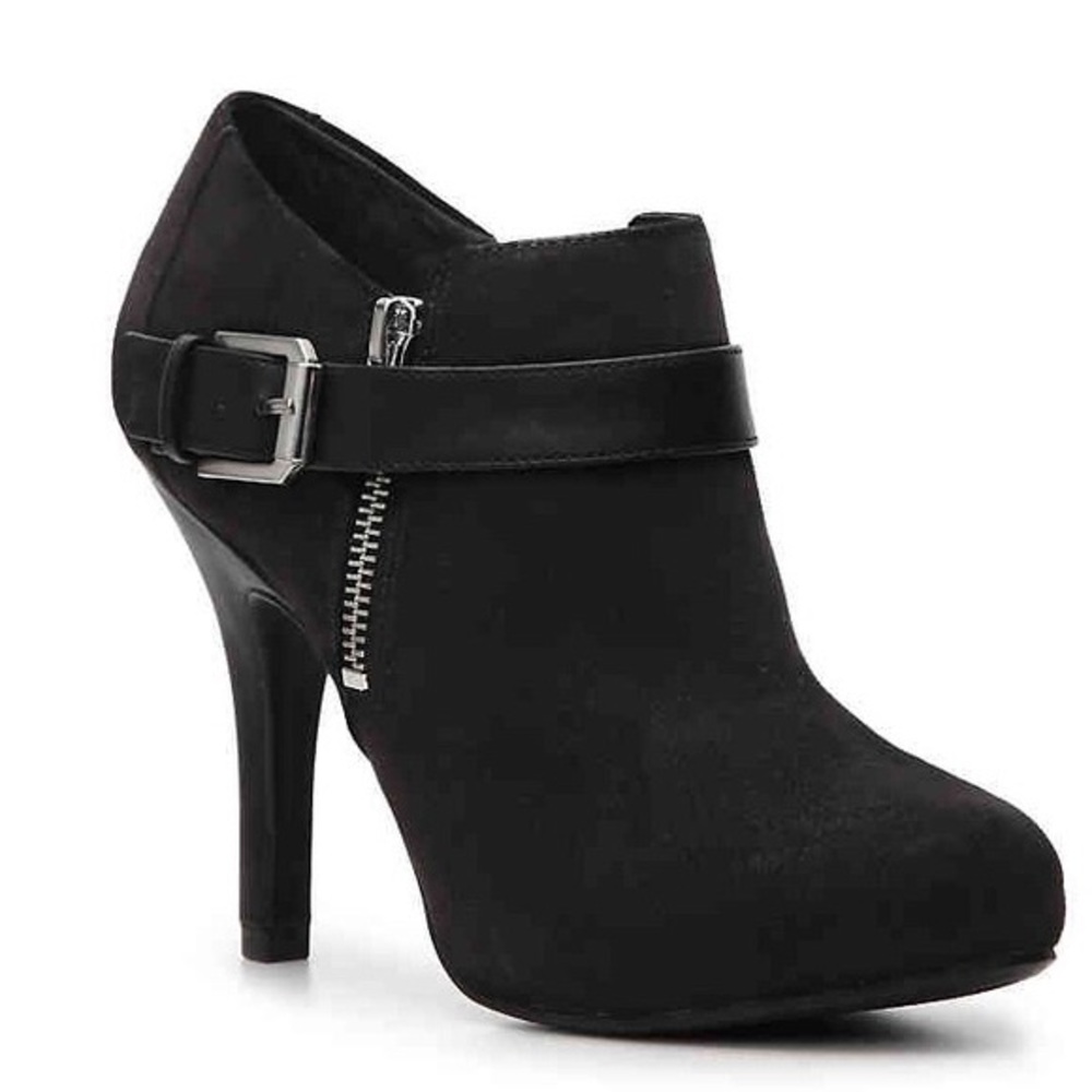 Fergalicious Brianne Booties Size 9